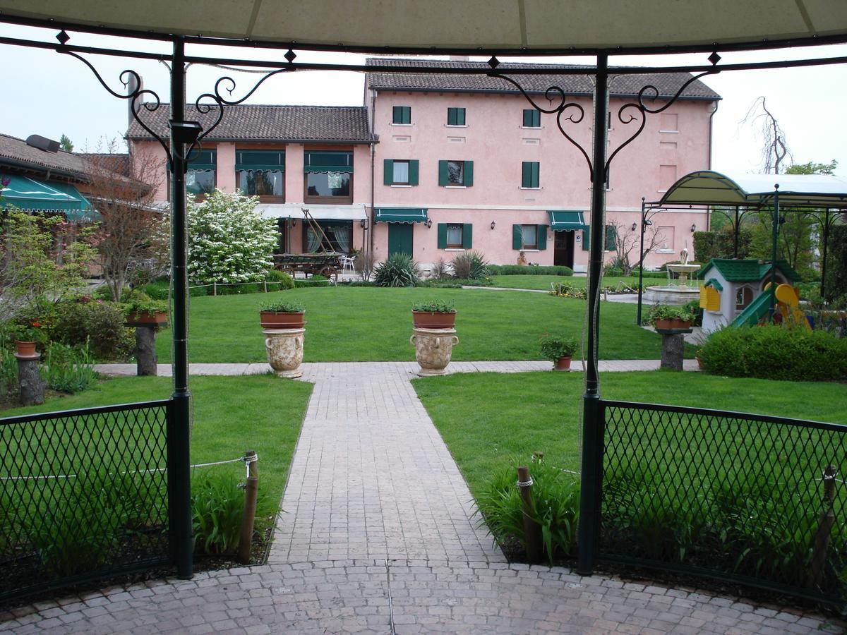 Osteria Alla Pasina Dosson Exterior photo